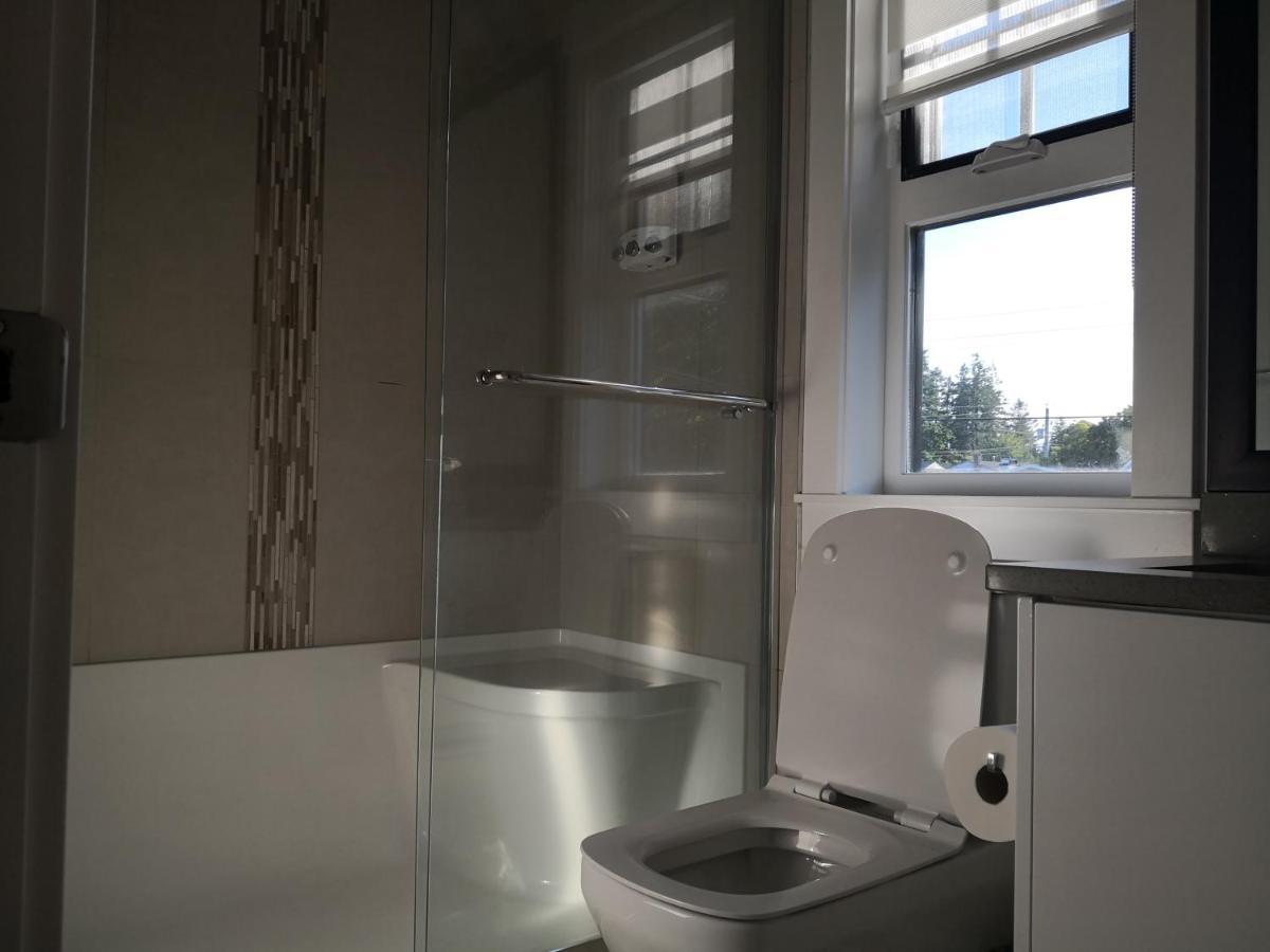 Delovely B&B White Rock Bagian luar foto