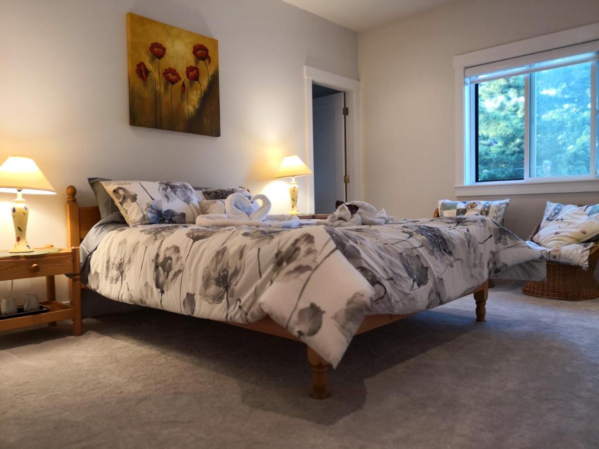Delovely B&B White Rock Bagian luar foto