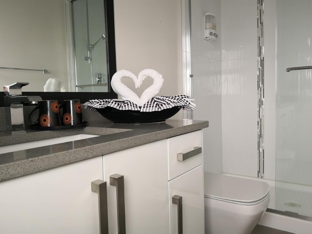 Delovely B&B White Rock Bagian luar foto