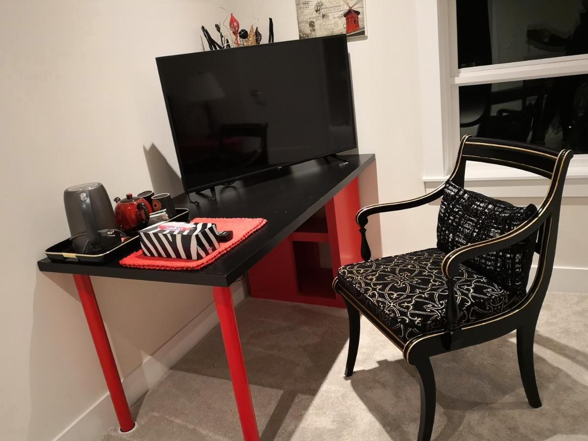 Delovely B&B White Rock Bagian luar foto