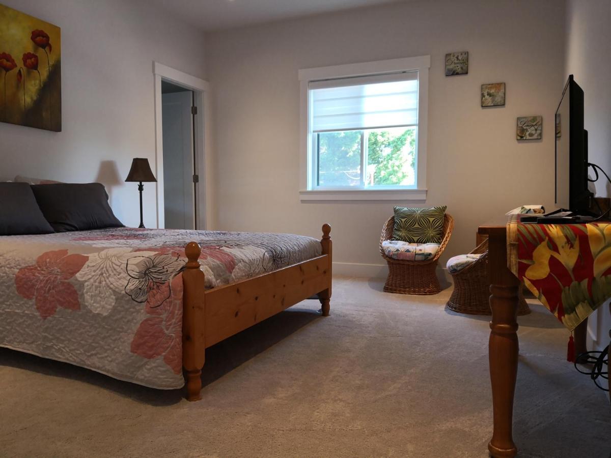 Delovely B&B White Rock Bagian luar foto